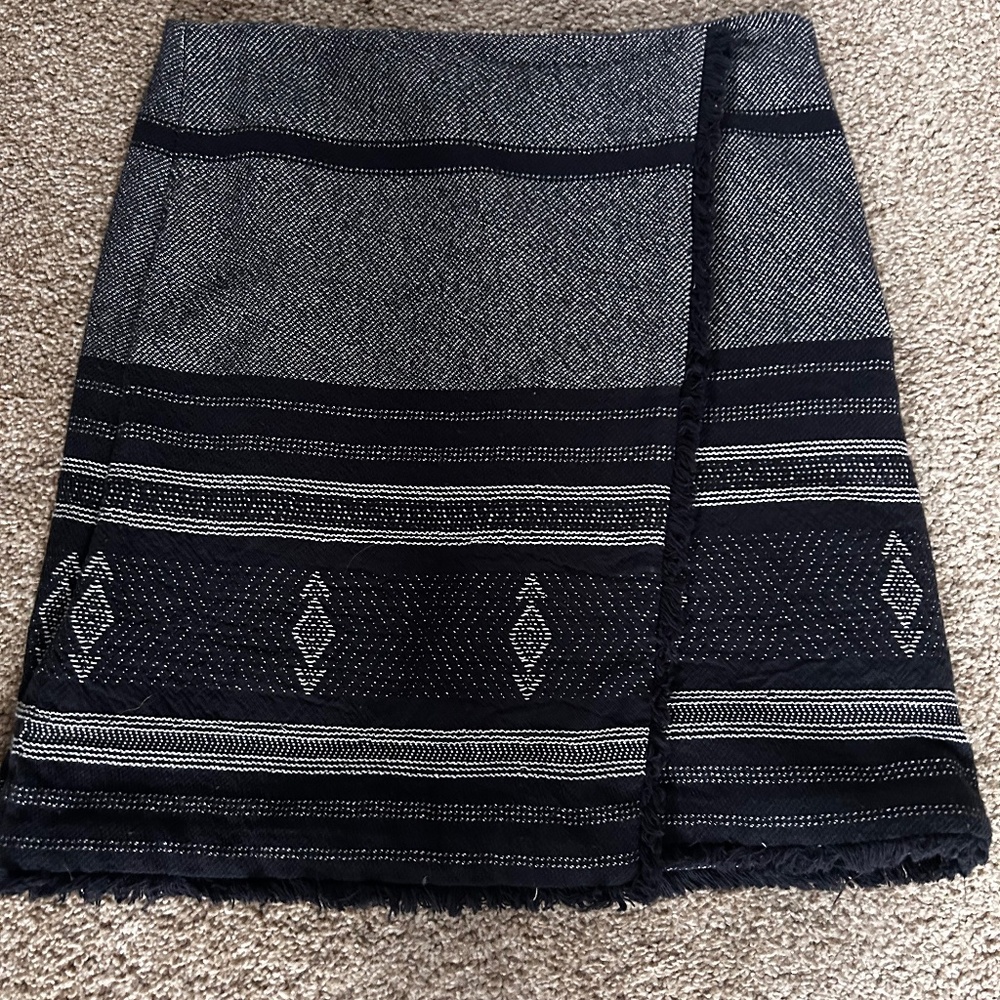 The loft skirt size 2